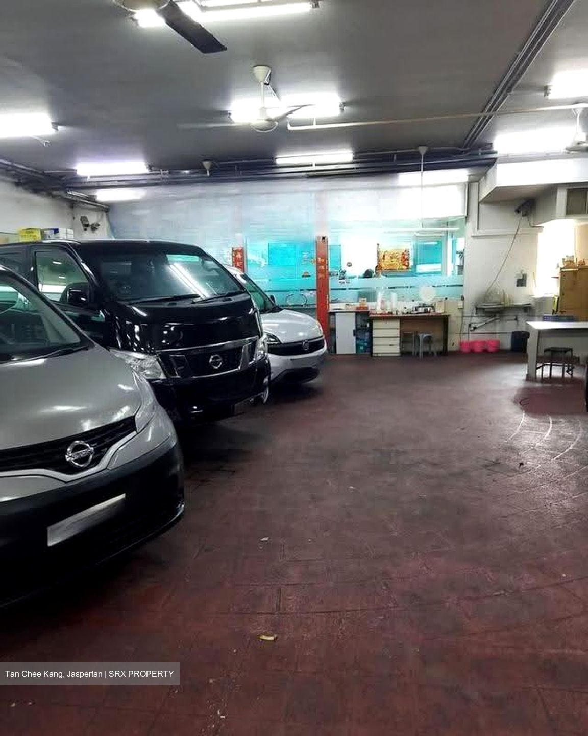 Automobile Megamart (D14), Factory #628728261